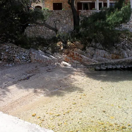 Zastupac 8761a * Hvar Town